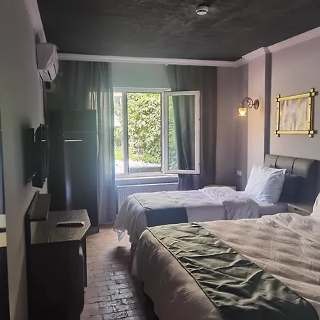 Park Center Hotel *