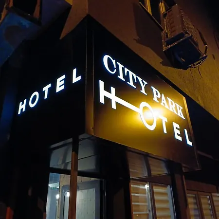 Park Center Hotel *